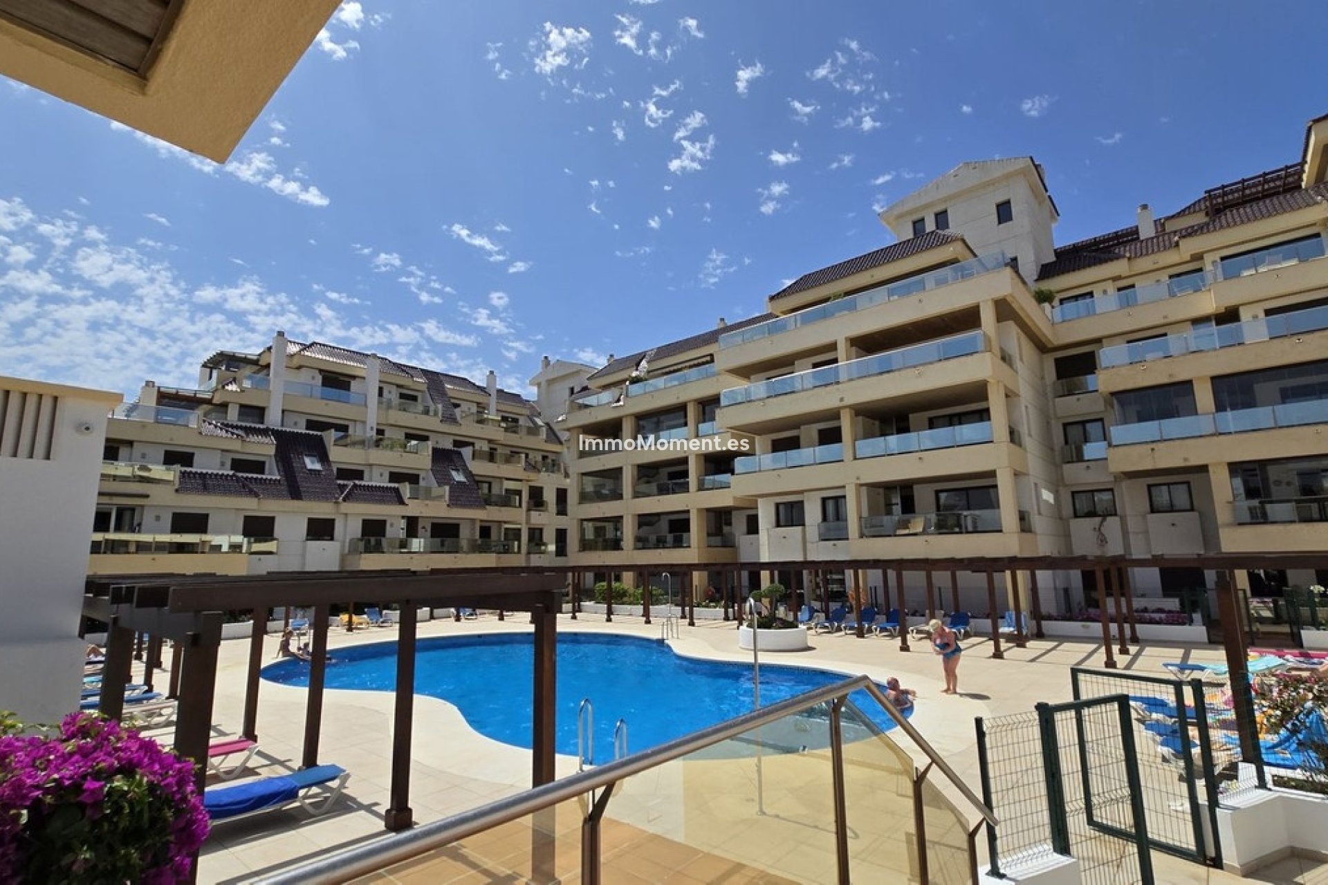 Resale - Apartment - Manilva - La Duquesa