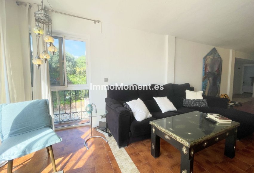 Resale - Apartment - Manilva - La Duquesa