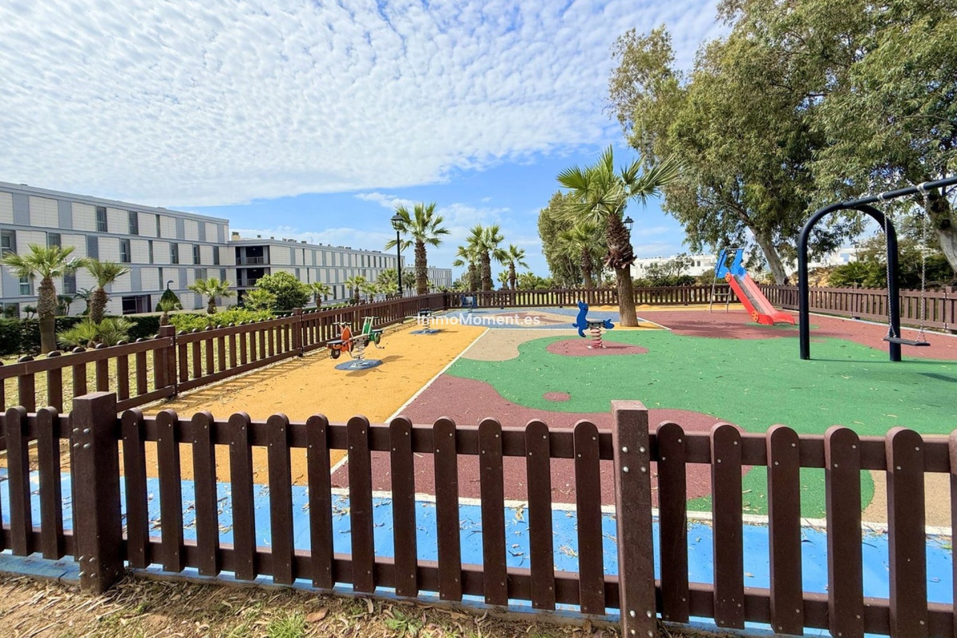 Resale - Apartment - Manilva - La Duquesa