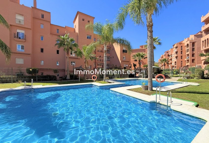 Resale - Apartment - Manilva - La Duquesa