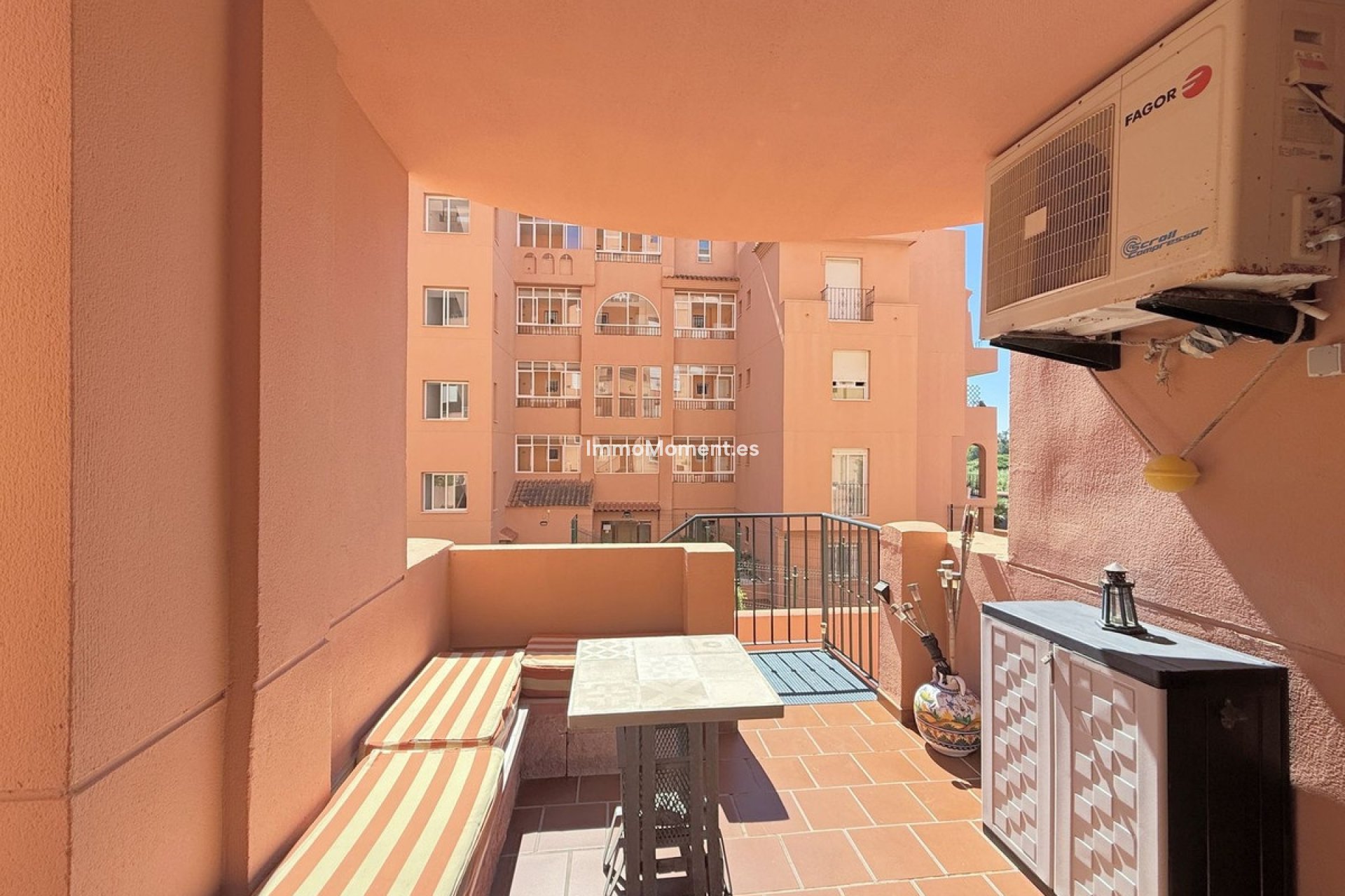 Resale - Apartment - Manilva - La Duquesa