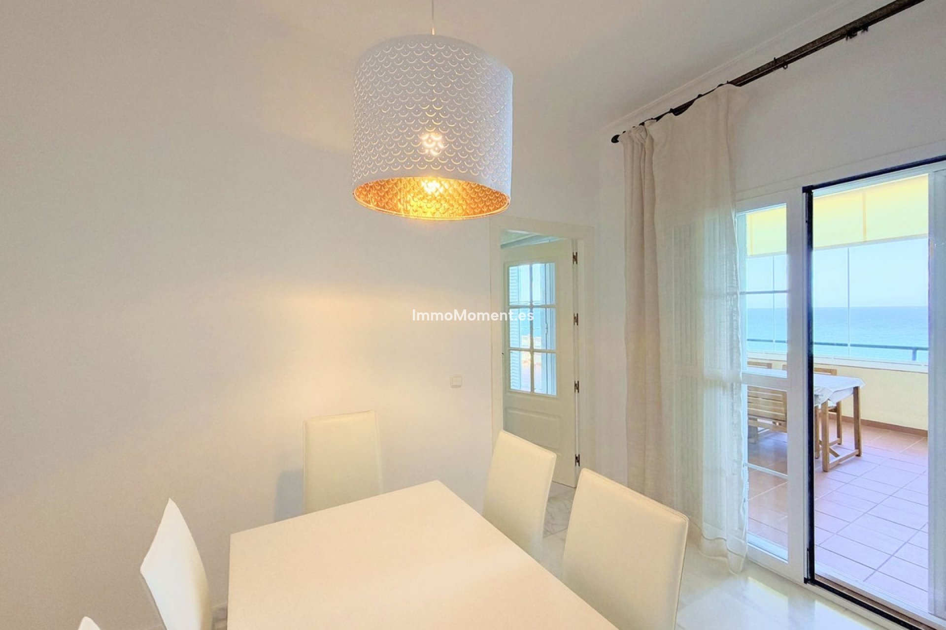 Resale - Apartment - Manilva - La Duquesa