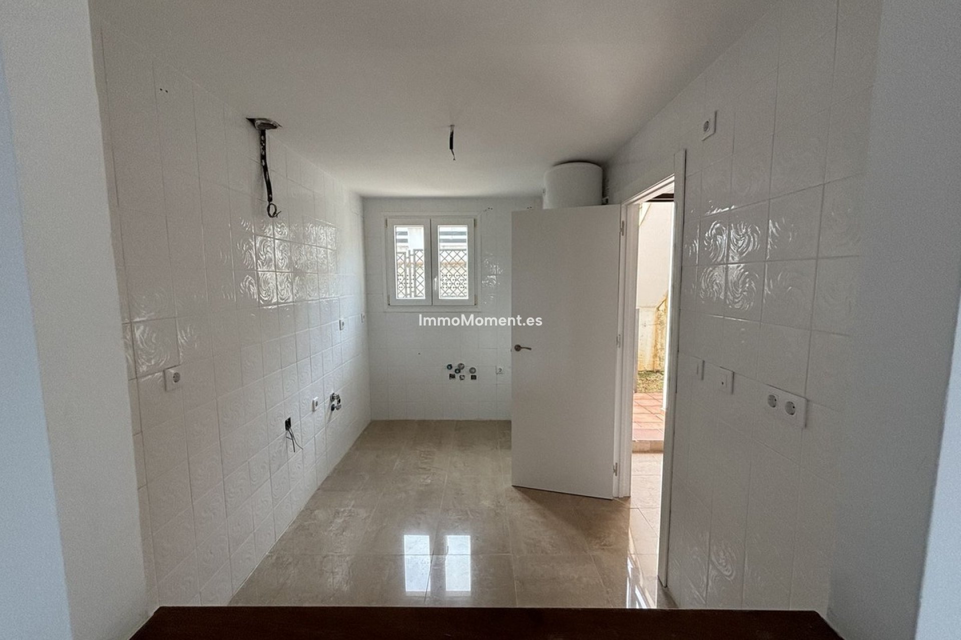 Resale - Apartment - Manilva - La Duquesa