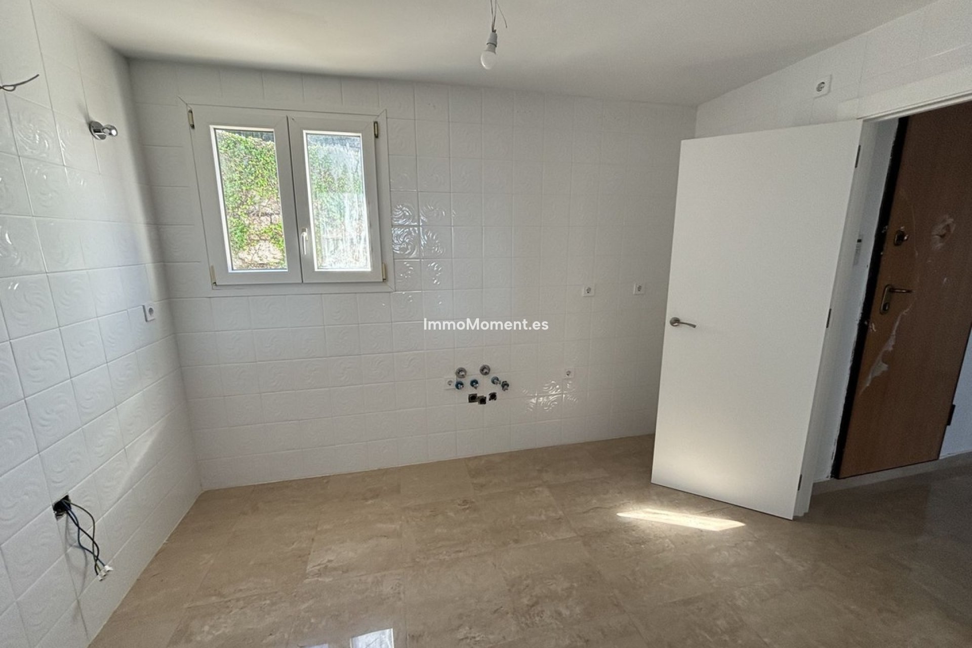 Resale - Apartment - Manilva - La Duquesa