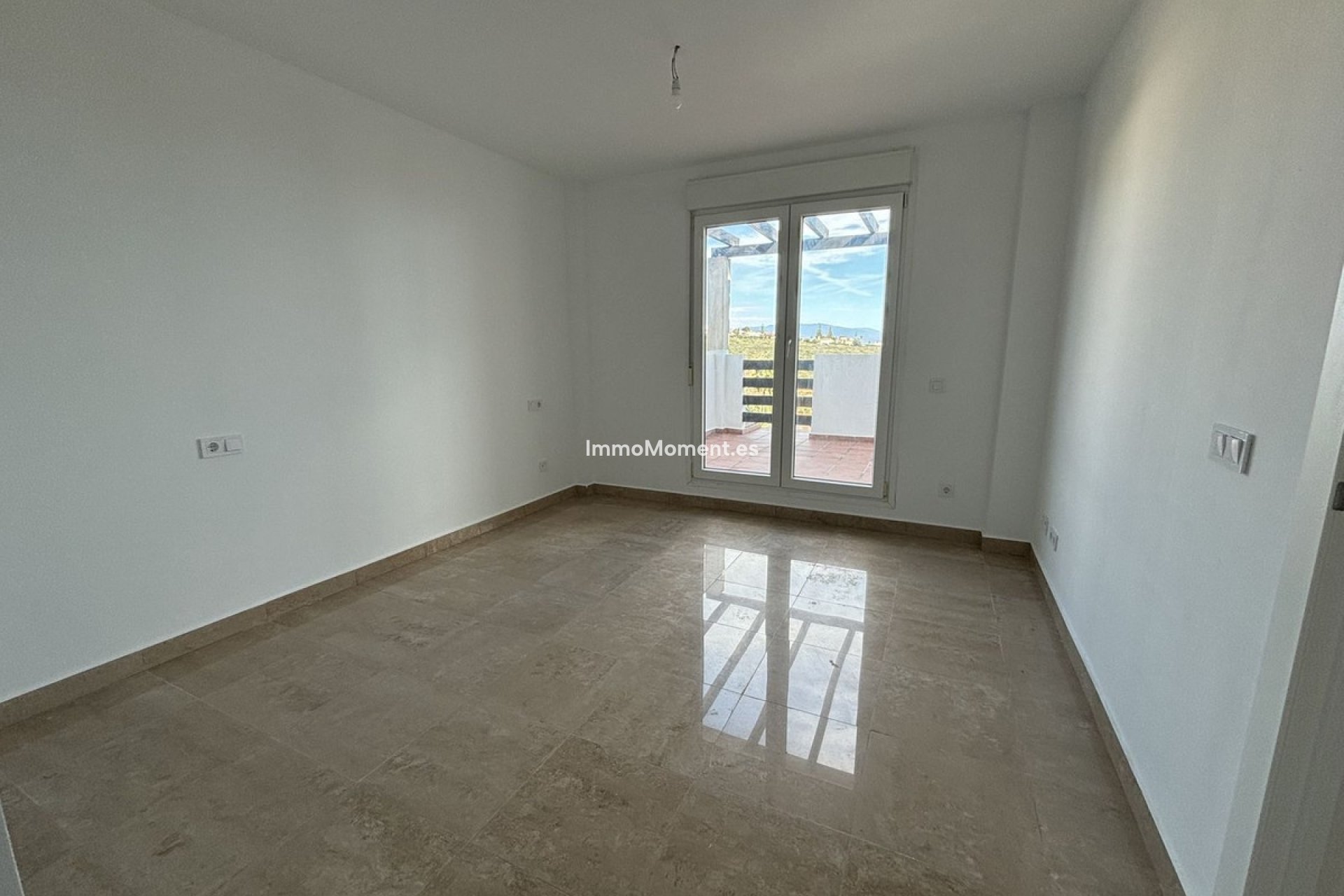 Resale - Apartment - Manilva - La Duquesa