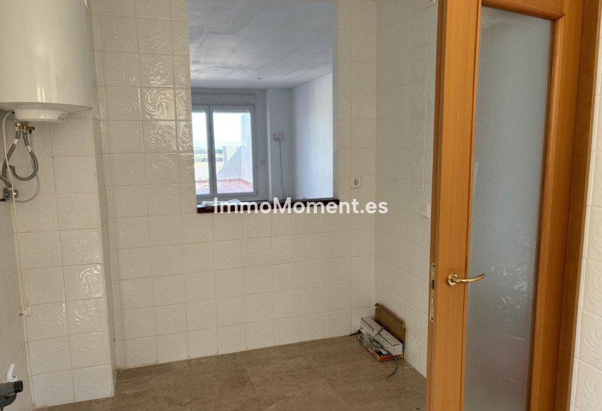 Resale - Apartment - Manilva - La Duquesa