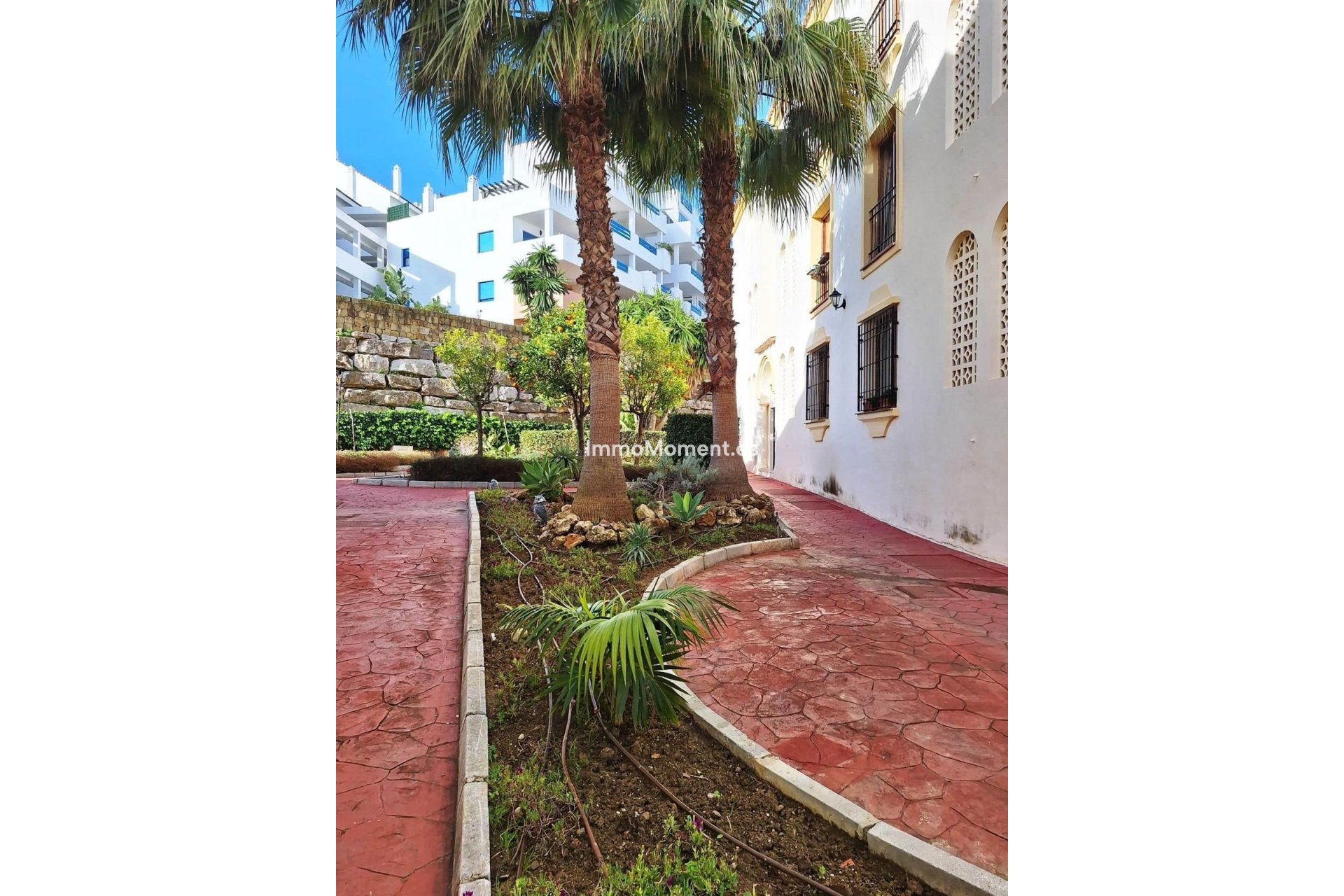 Resale - Apartment - Manilva - La Duquesa