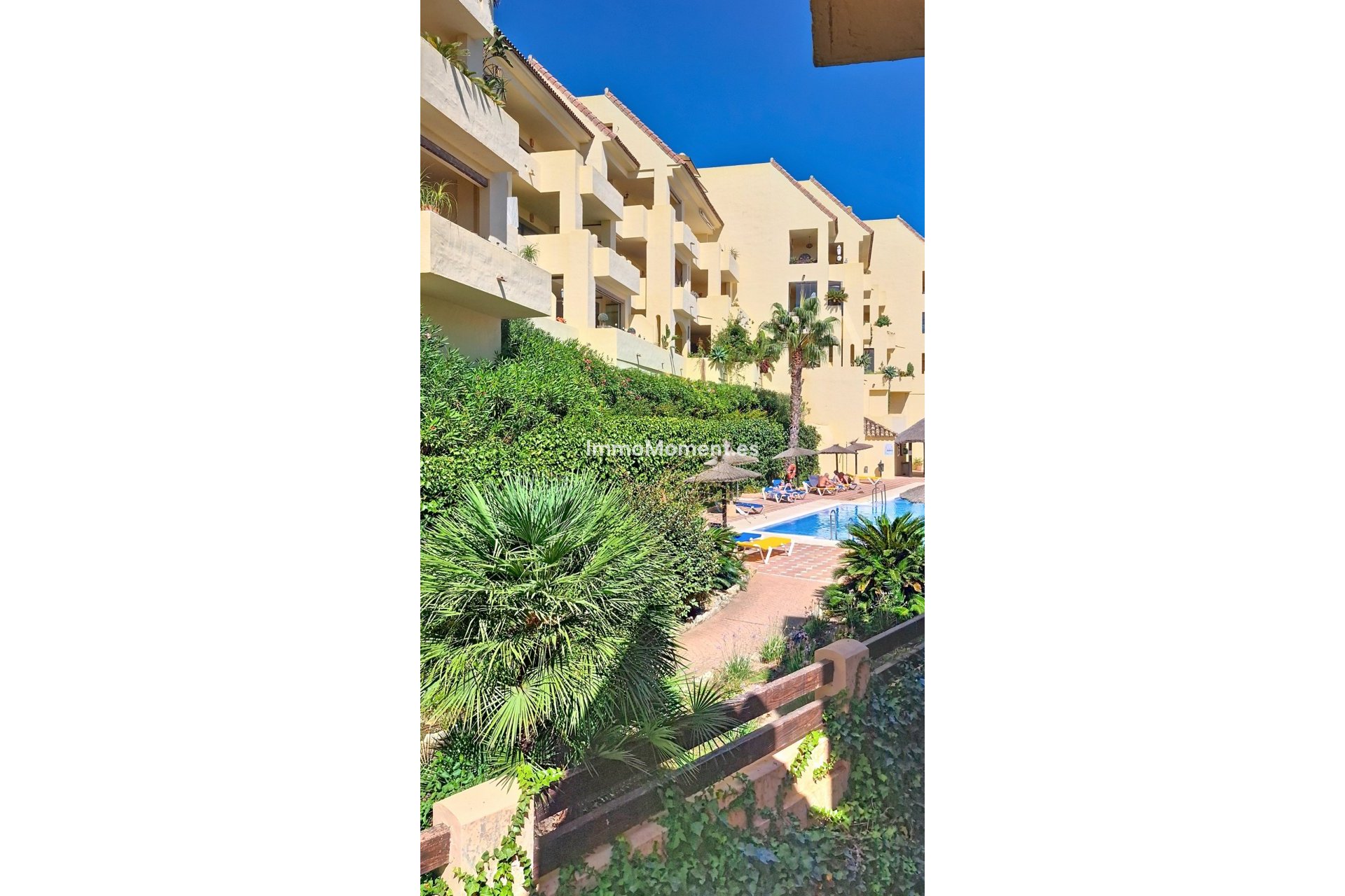 Resale - Apartment - Manilva - La Duquesa