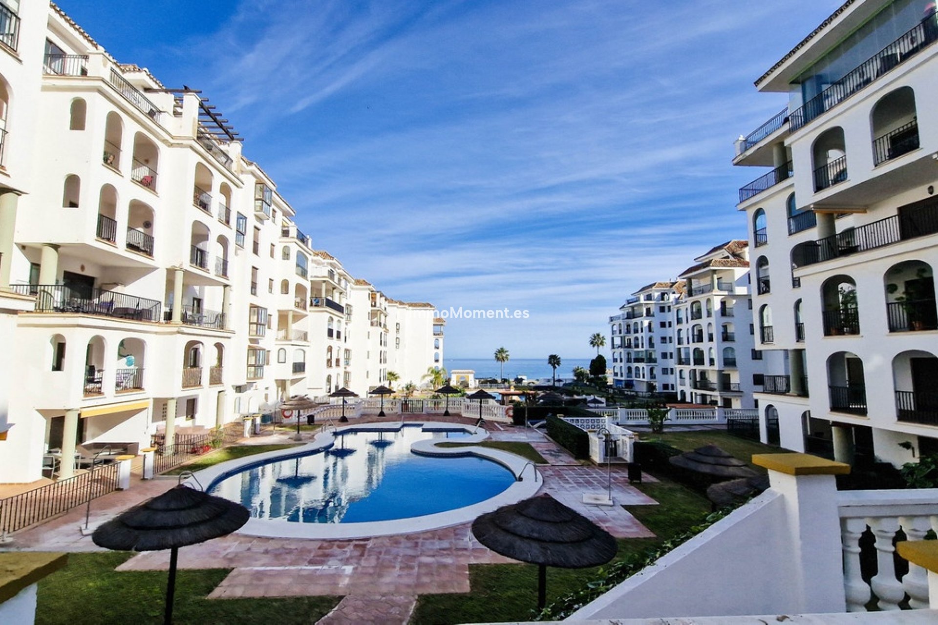 Resale - Apartment - Manilva - La Duquesa