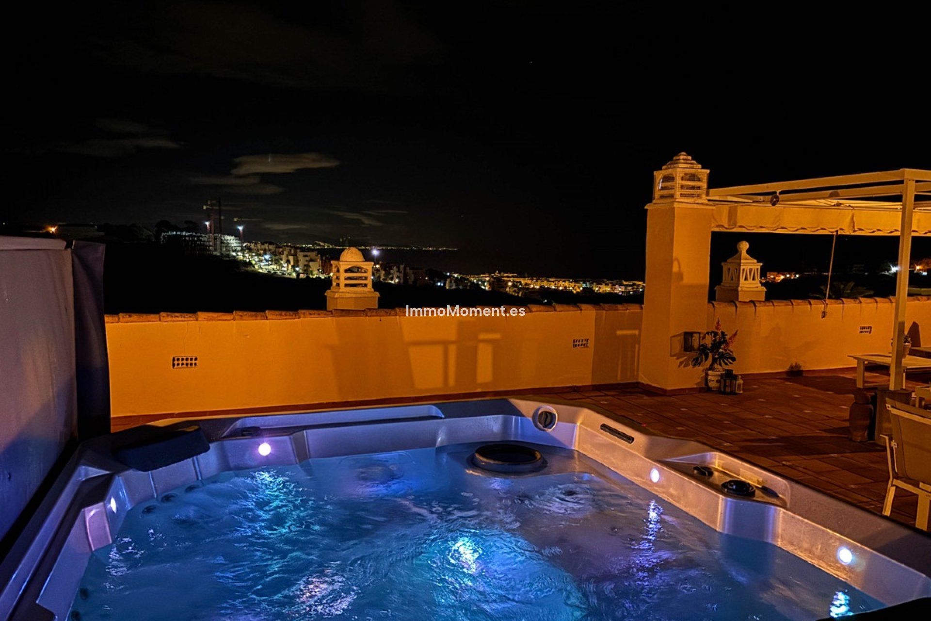 Resale - Apartment - Manilva - La Duquesa