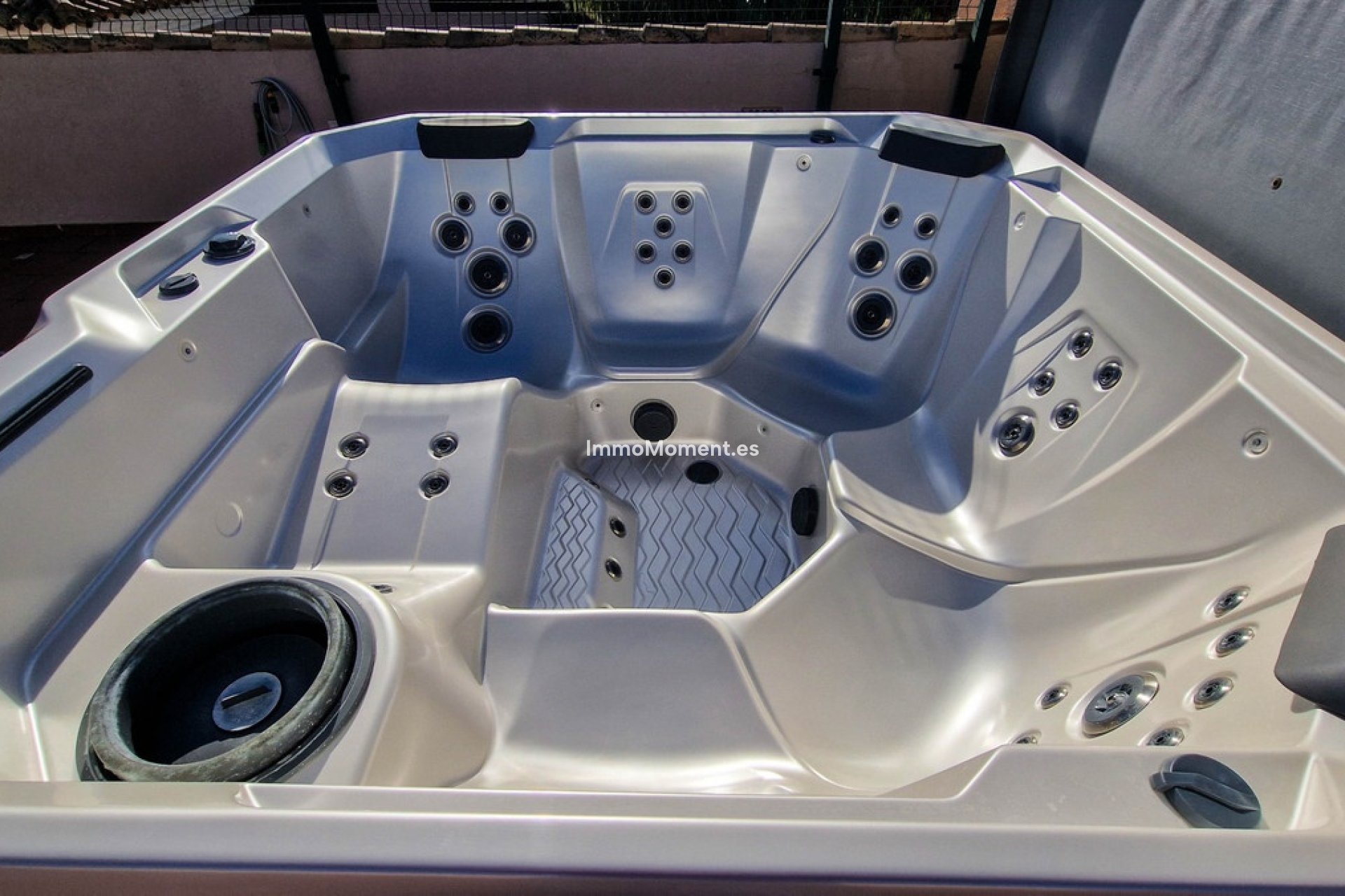 Resale - Apartment - Manilva - La Duquesa