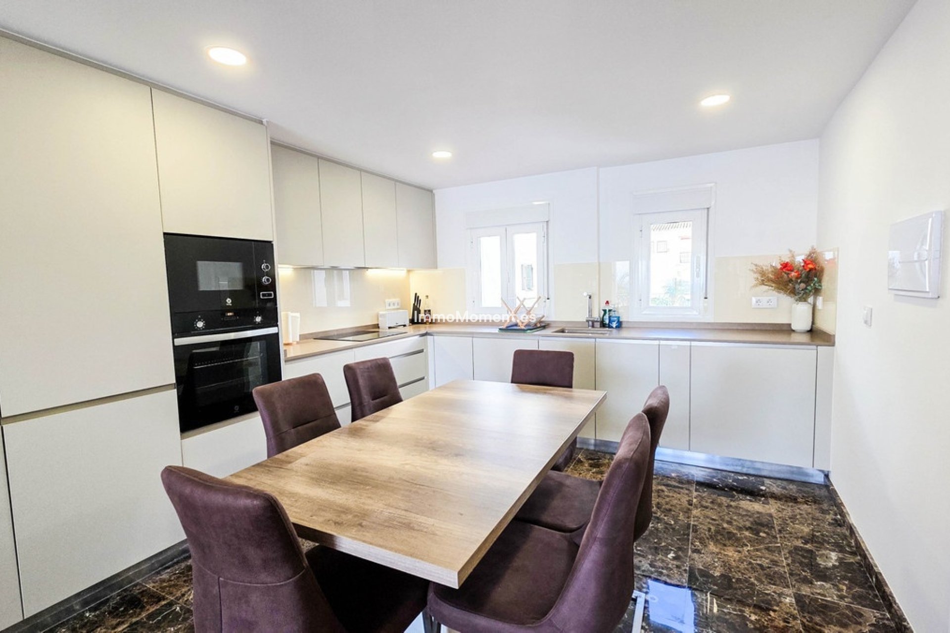 Resale - Apartment - Manilva - La Duquesa