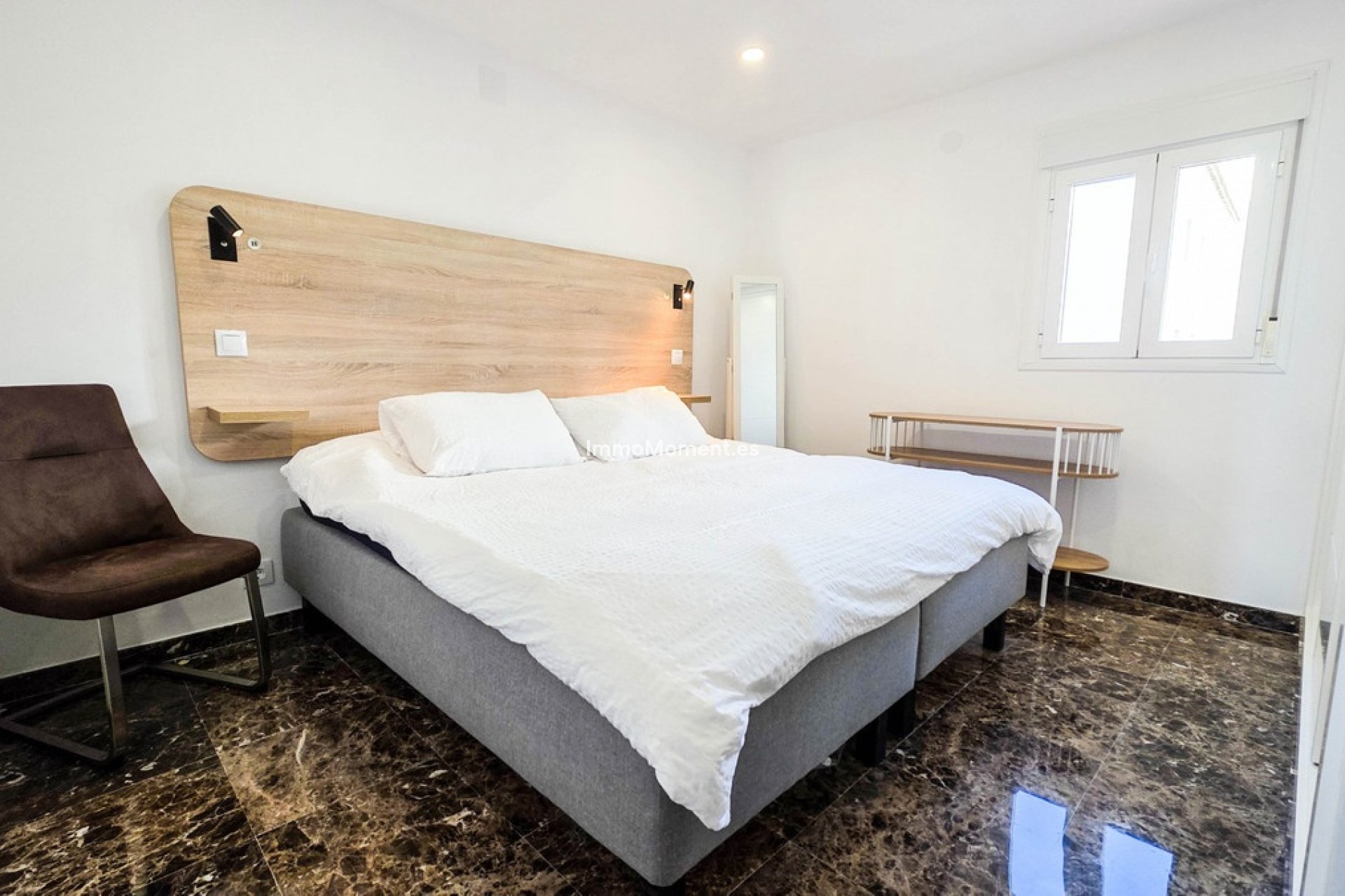 Resale - Apartment - Manilva - La Duquesa