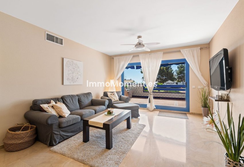 Resale - Apartment - Manilva - La Duquesa