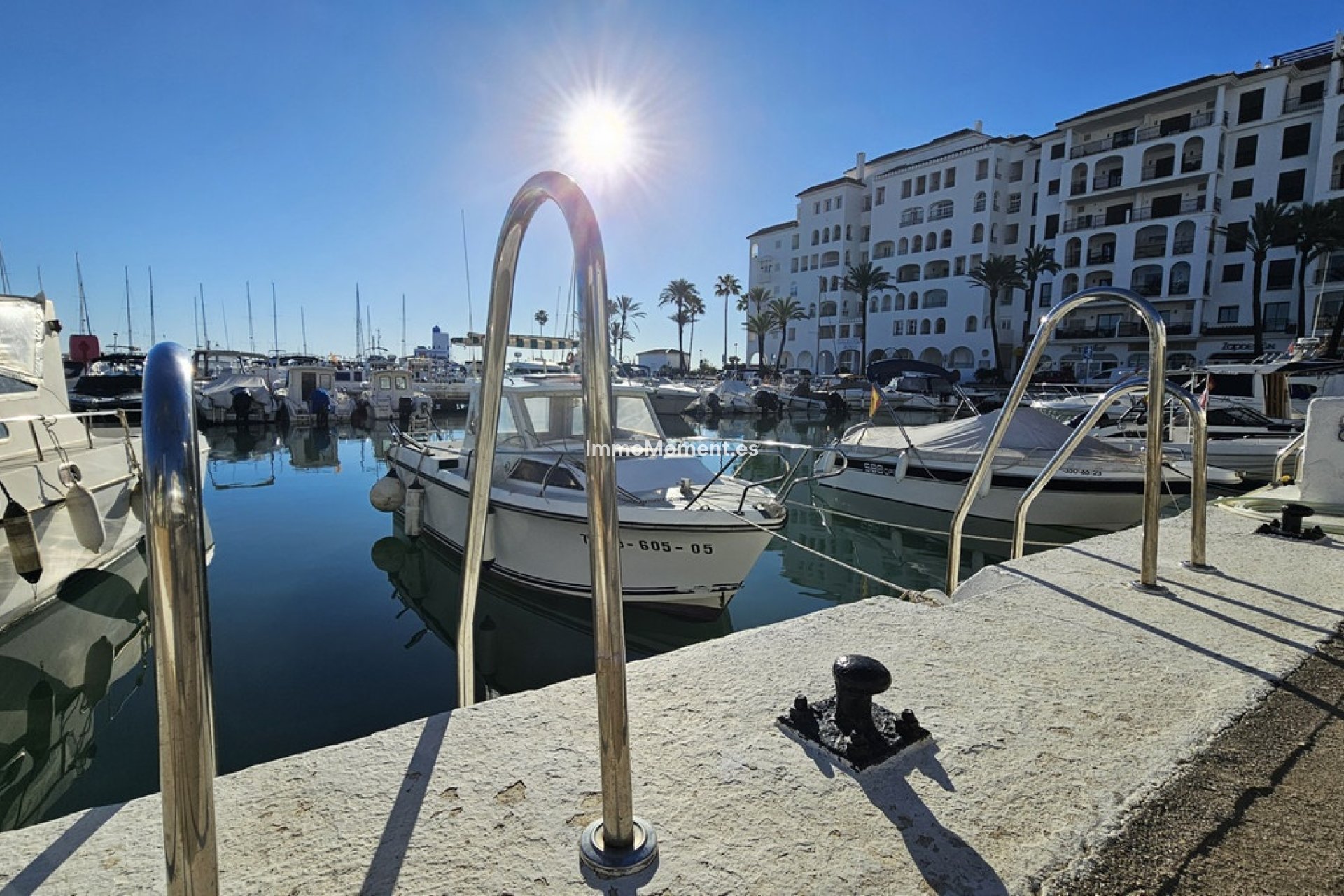 Resale - Apartment - Manilva - La Duquesa