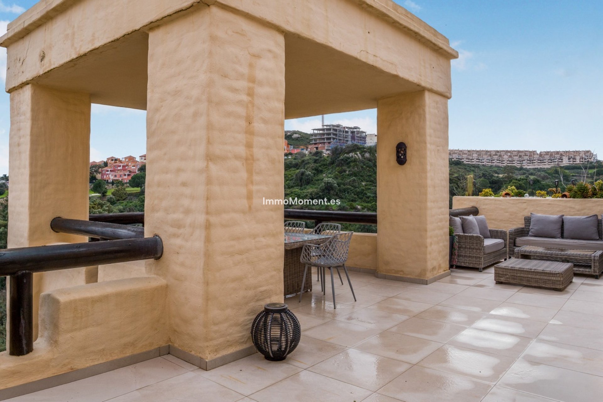 Resale - Apartment - Manilva - La Duquesa