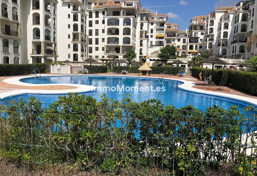 Resale - Apartment - Manilva - La Duquesa