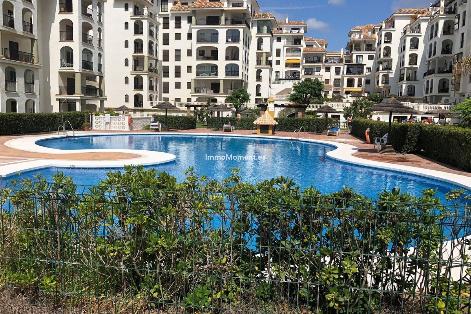 Resale - Apartment - Manilva - La Duquesa