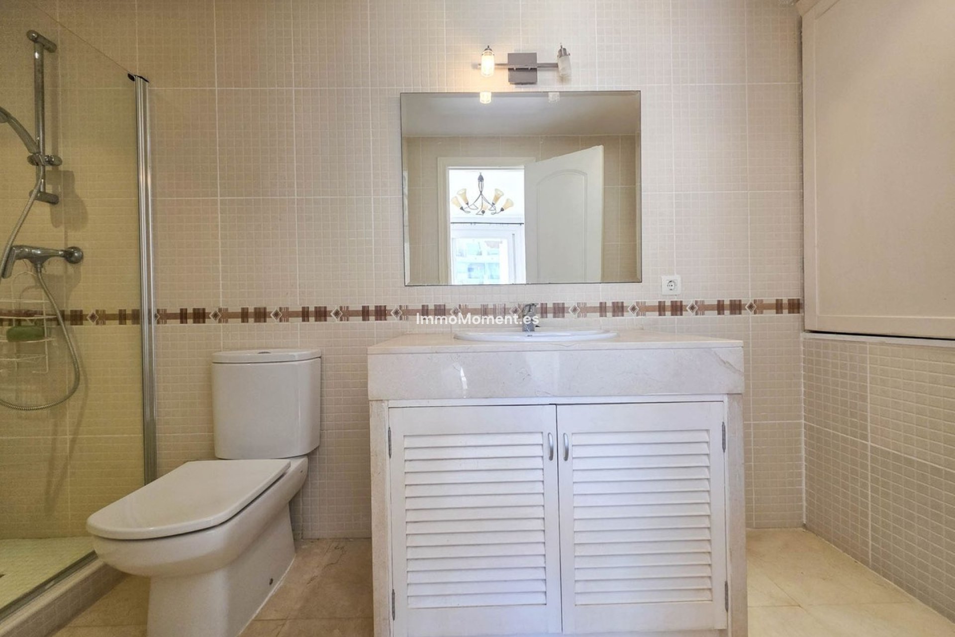 Resale - Apartment - Manilva - La Duquesa