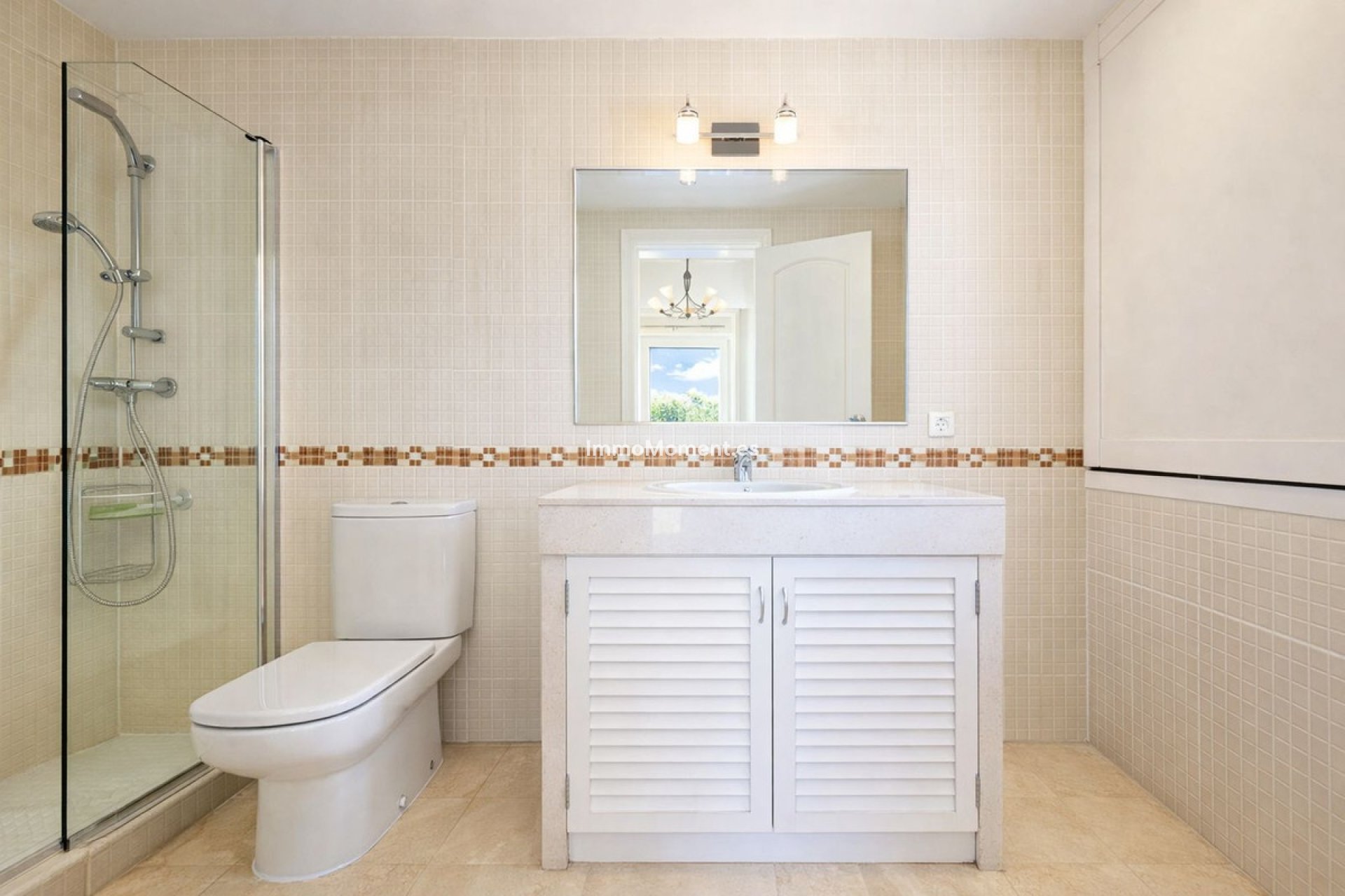 Resale - Apartment - Manilva - La Duquesa