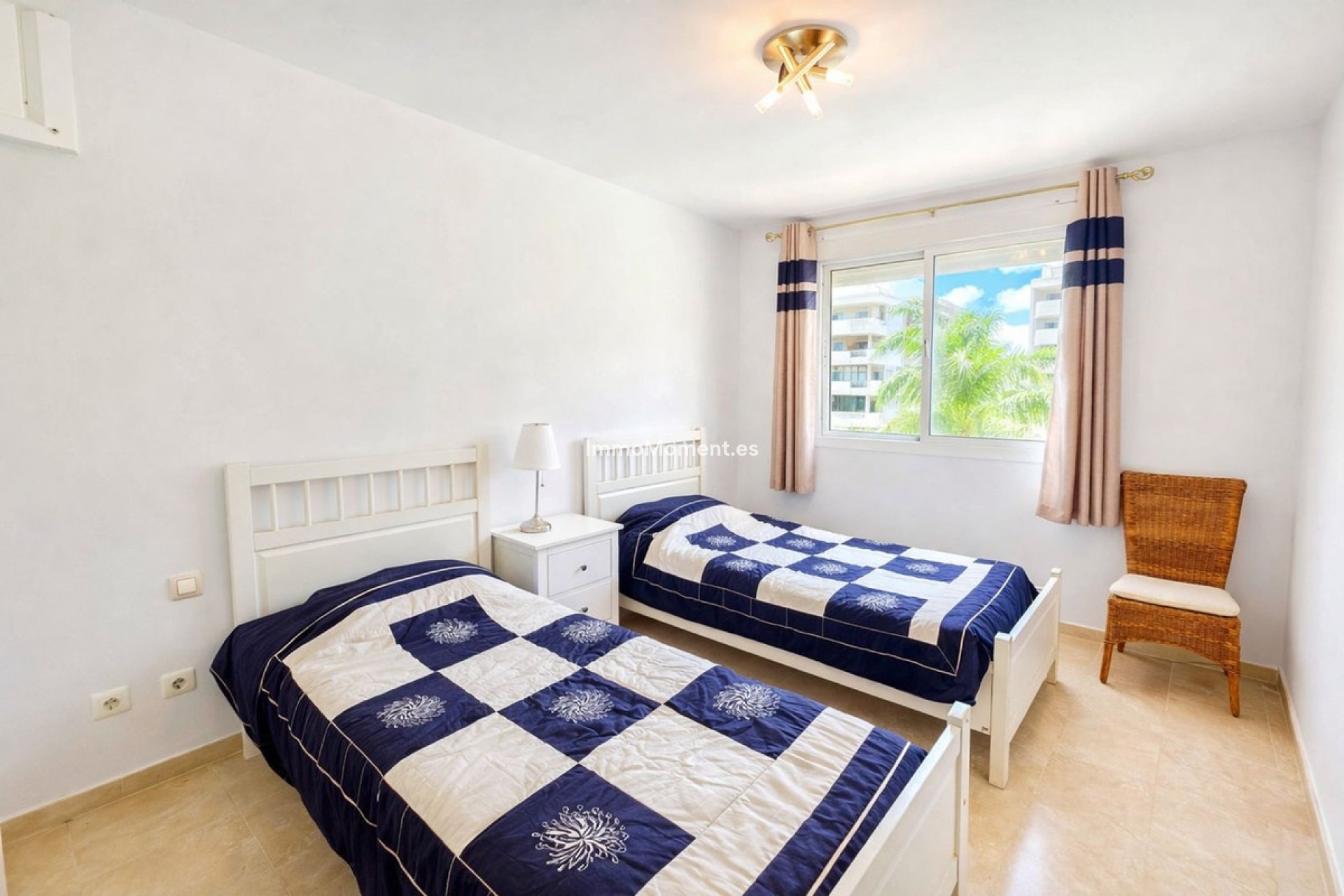 Resale - Apartment - Manilva - La Duquesa