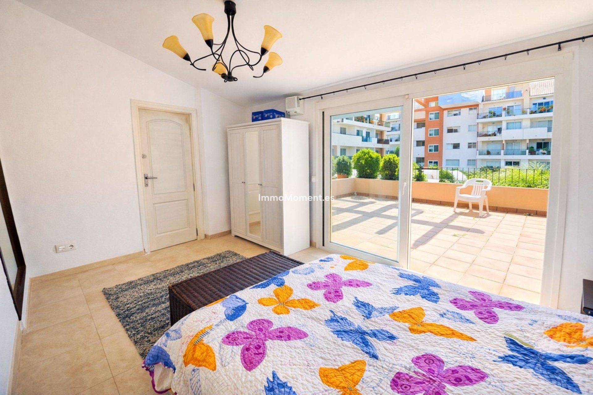Resale - Apartment - Manilva - La Duquesa