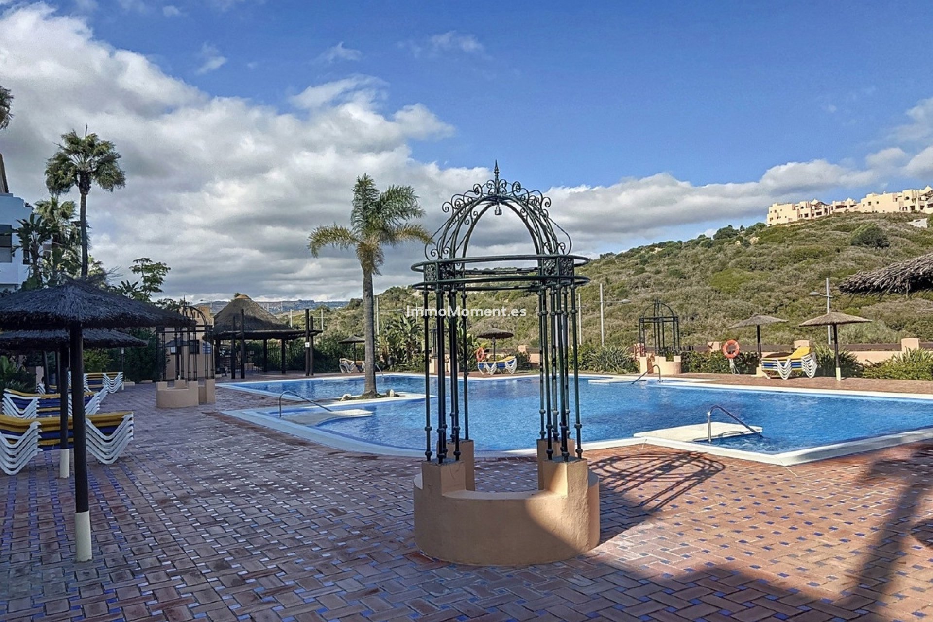 Resale - Apartment - Manilva - La Duquesa