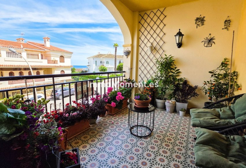 Resale - Apartment - Manilva - La Duquesa