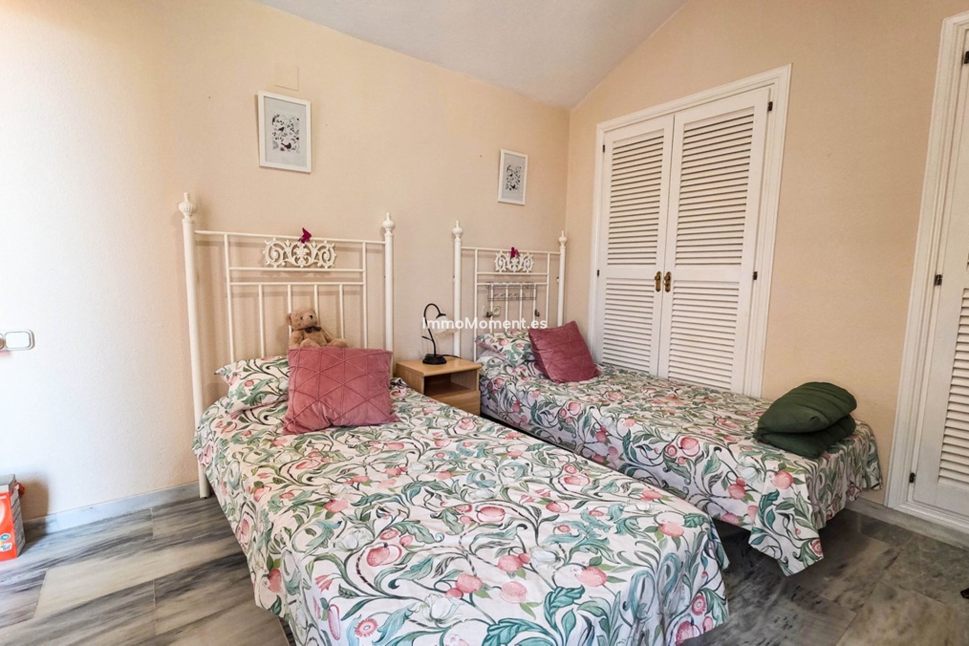 Resale - Apartment - Manilva - La Duquesa