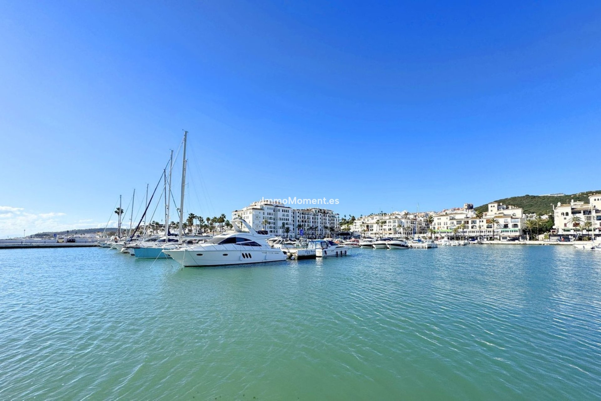 Resale - Apartment - Manilva - La Duquesa