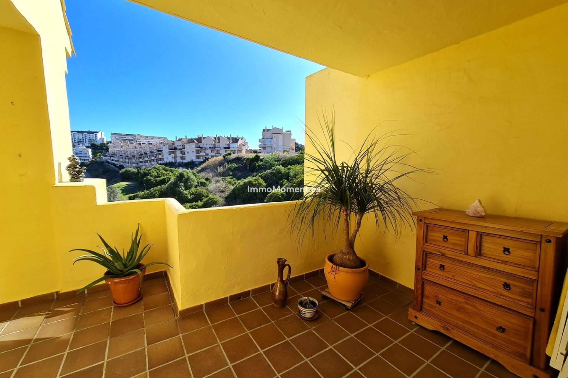 Resale - Apartment - Manilva - La Duquesa