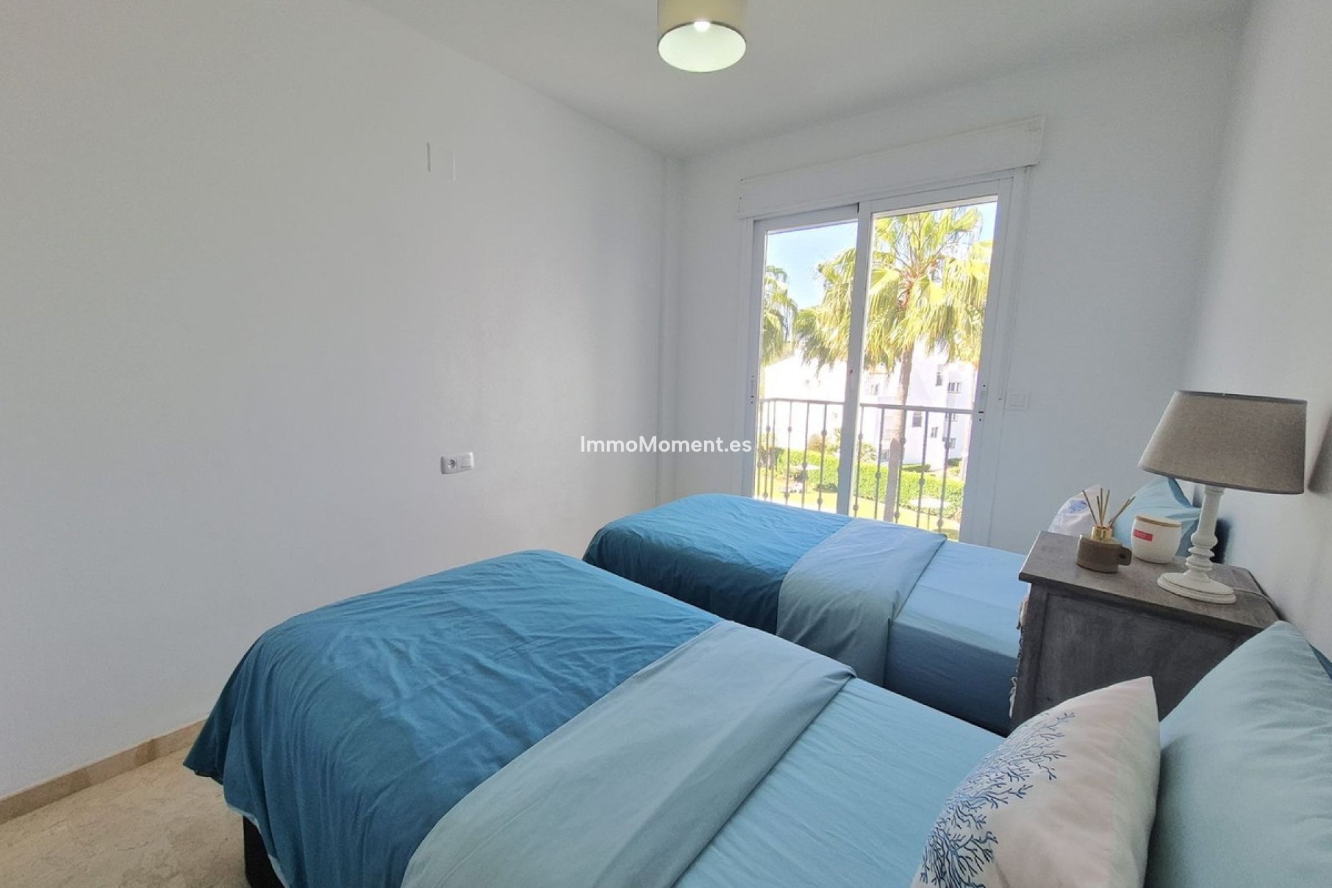 Resale - Apartment - Manilva - La Duquesa