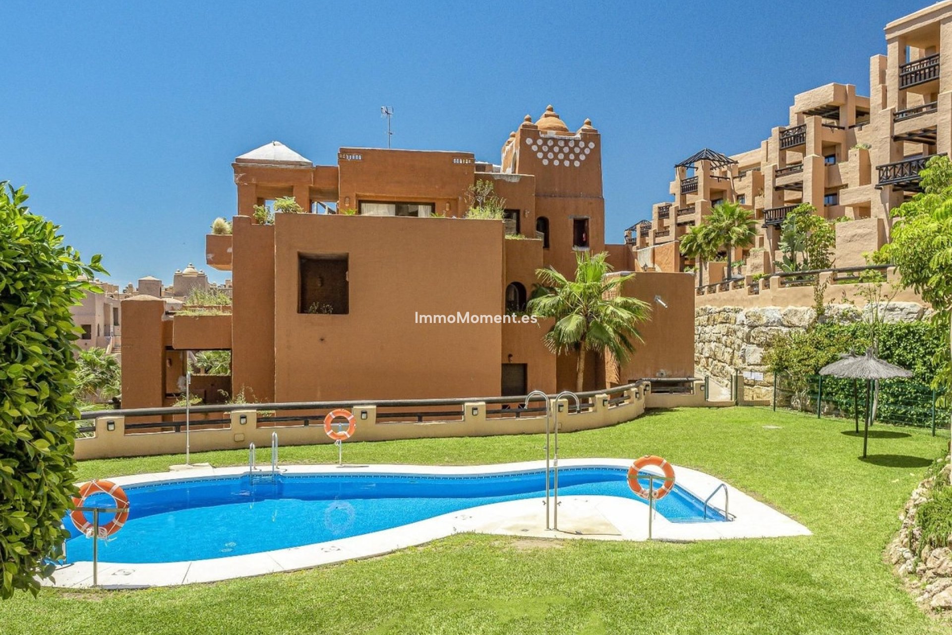 Resale - Apartment - Manilva - La Duquesa