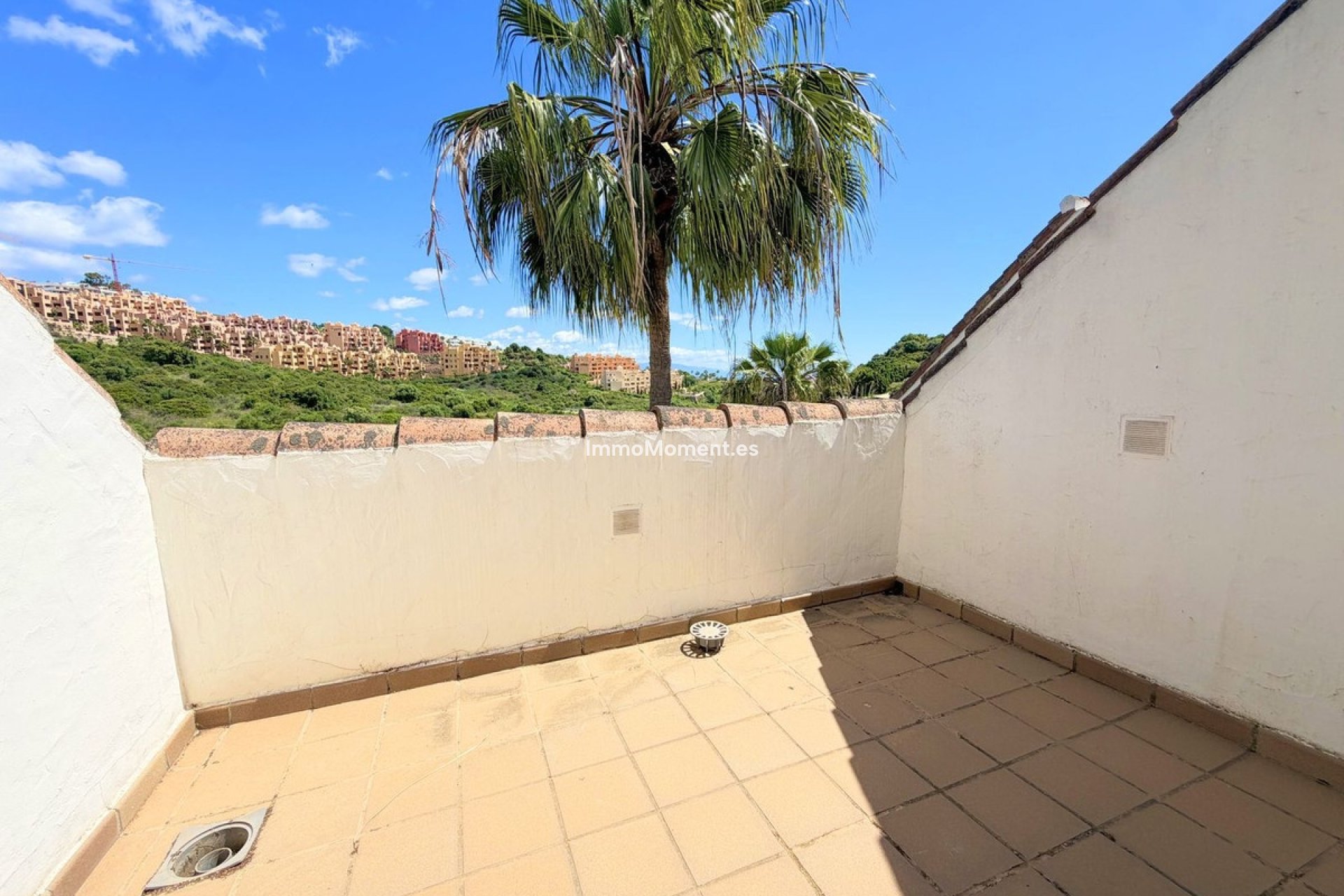 Resale - Apartment - Manilva - La Duquesa