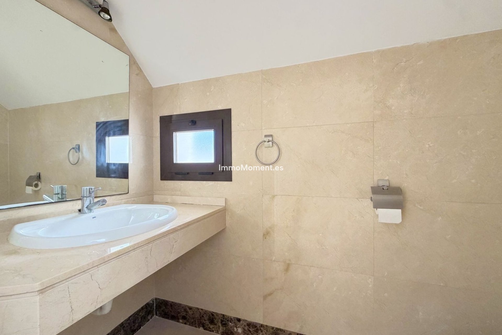 Resale - Apartment - Manilva - La Duquesa