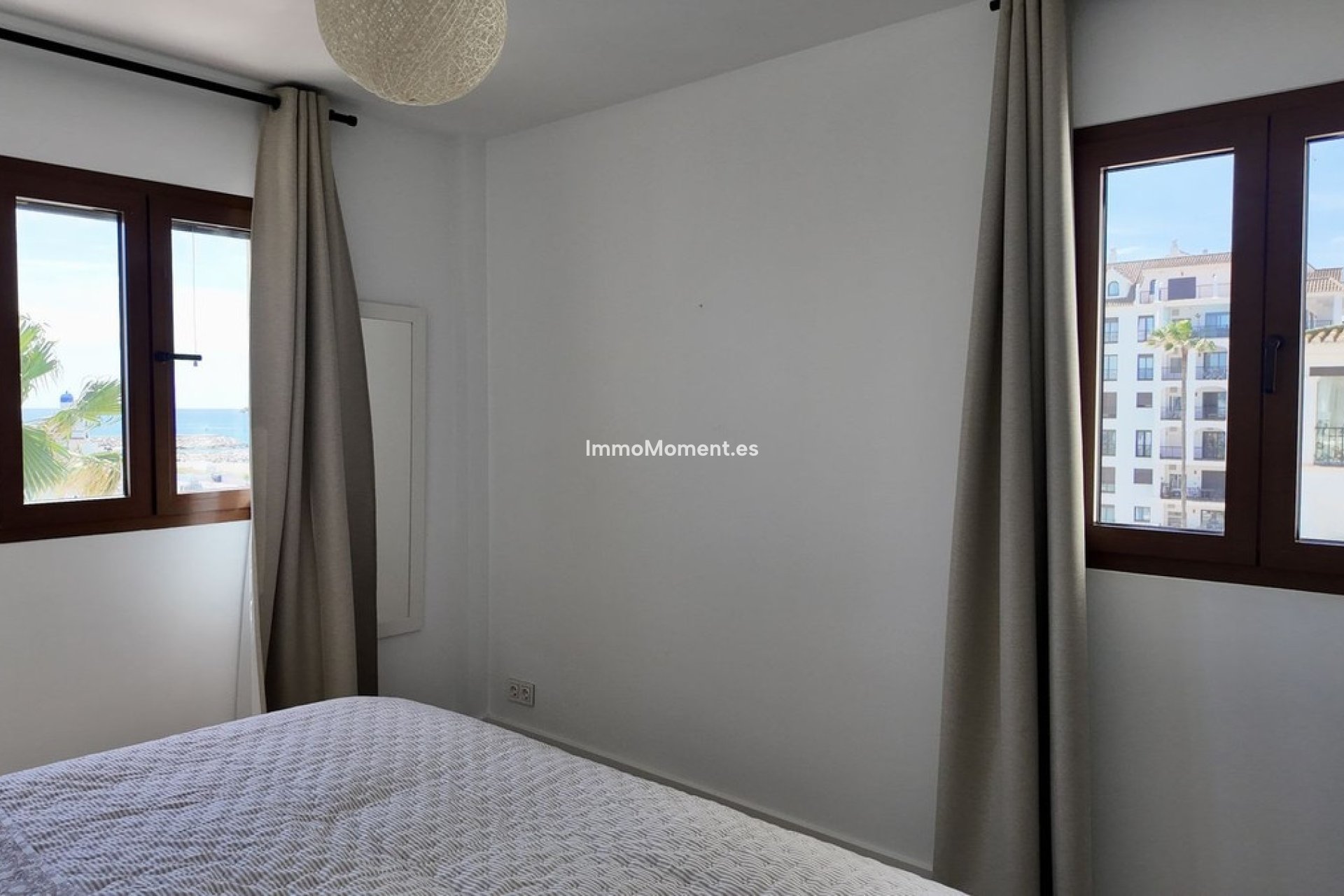 Resale - Apartment - Manilva - La Duquesa