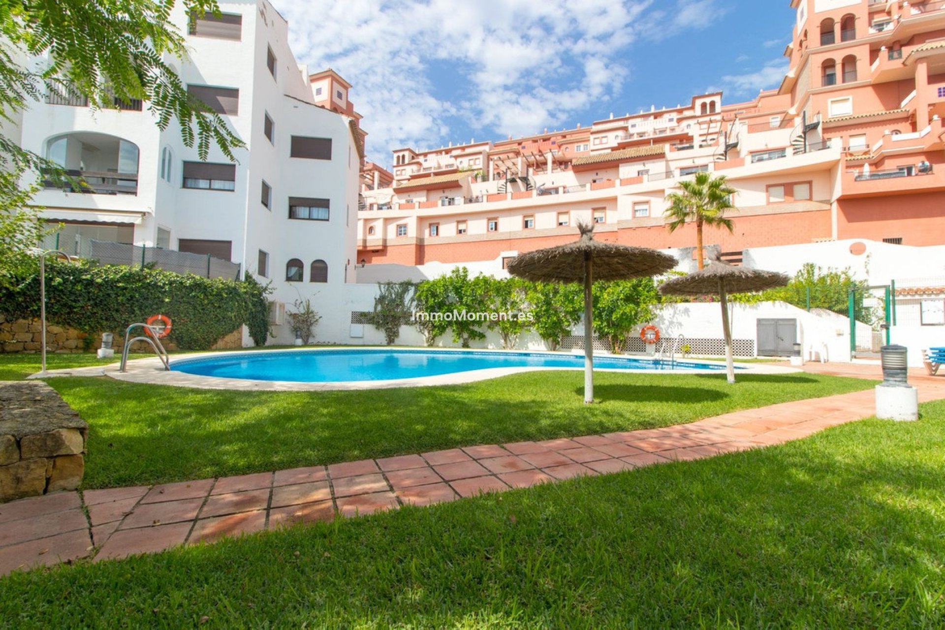 Resale - Apartment - Manilva - La Duquesa