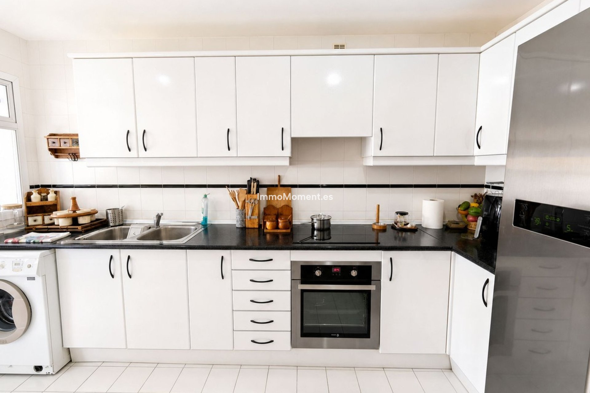 Resale - Apartment - Manilva - La Duquesa