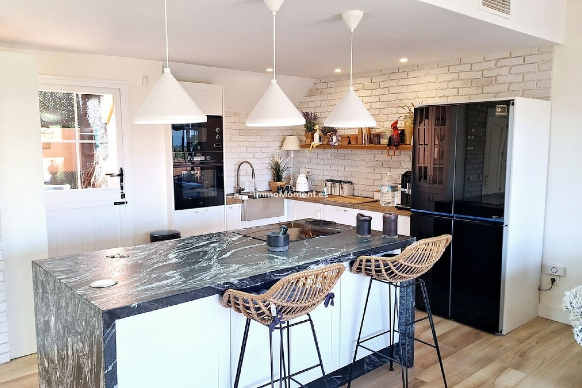 Resale - Apartment - Manilva - La Duquesa