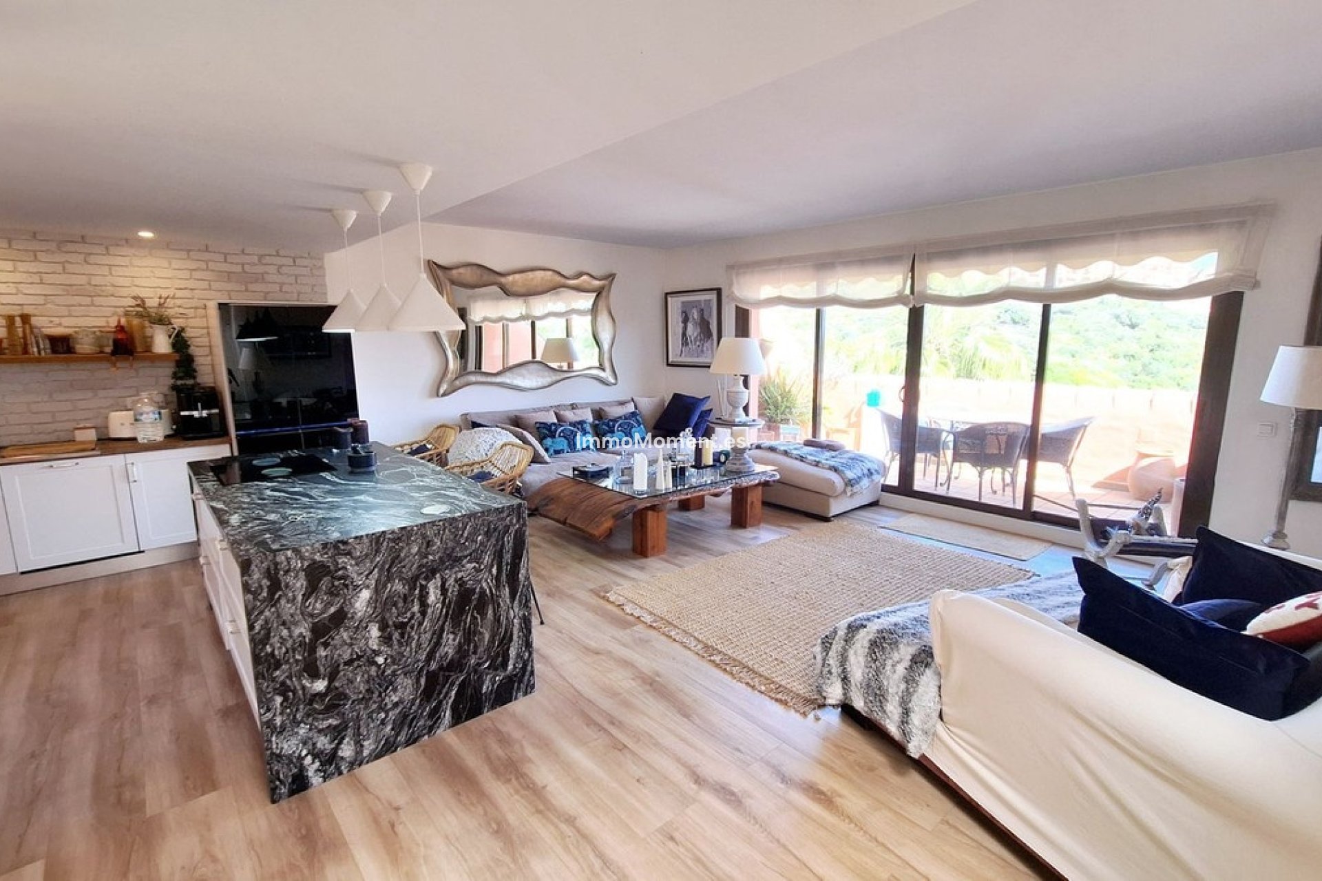 Resale - Apartment - Manilva - La Duquesa