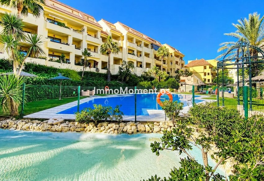 Resale - Apartment - Manilva - La Duquesa