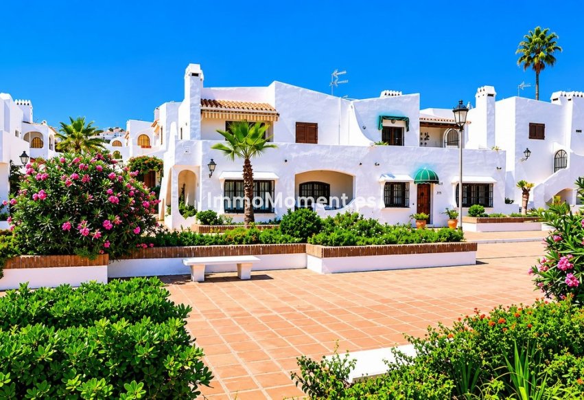 Resale - Apartment - Manilva - La Duquesa