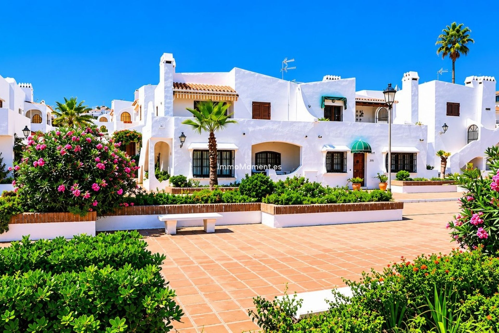 Resale - Apartment - Manilva - La Duquesa