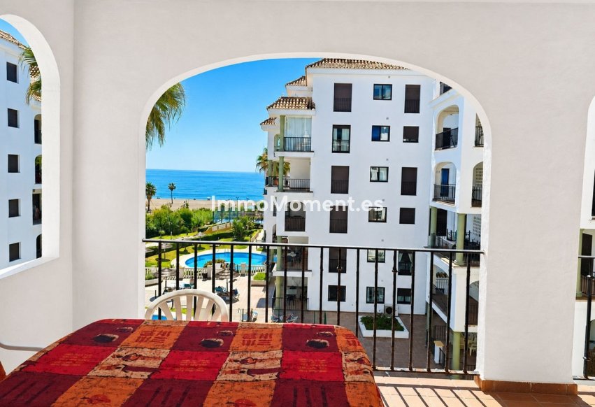 Resale - Apartment - Manilva - La Duquesa