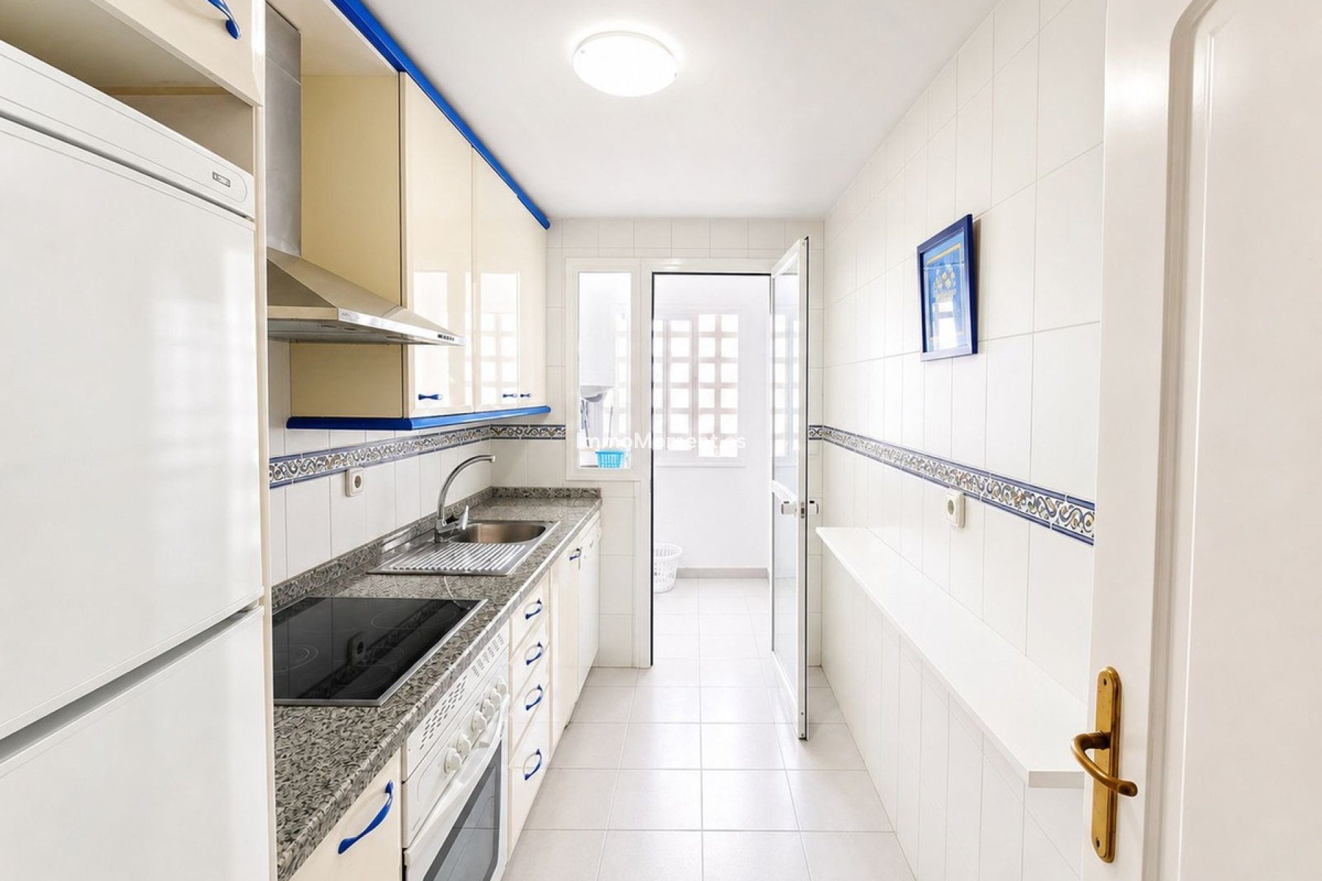 Resale - Apartment - Manilva - La Duquesa