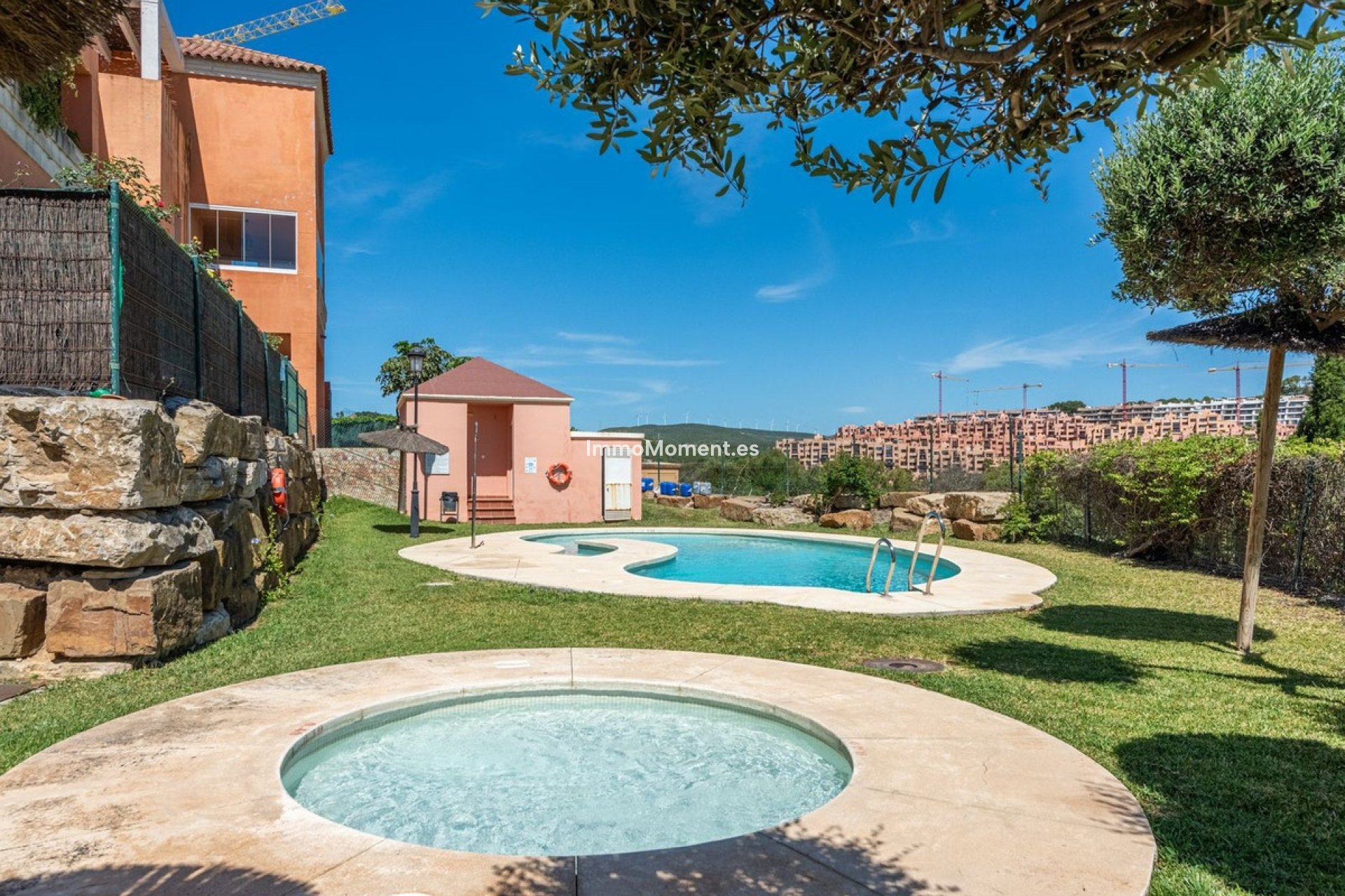 Resale - Apartment - Manilva - La Duquesa