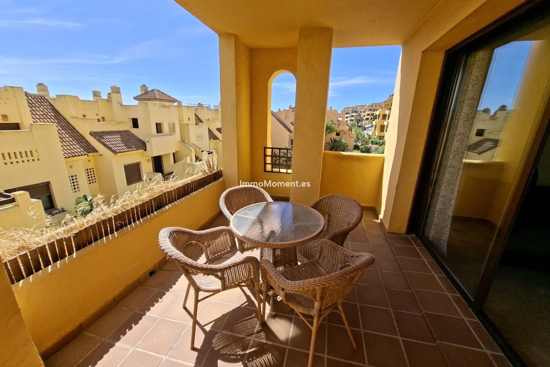Resale - Apartment - Manilva - La Duquesa