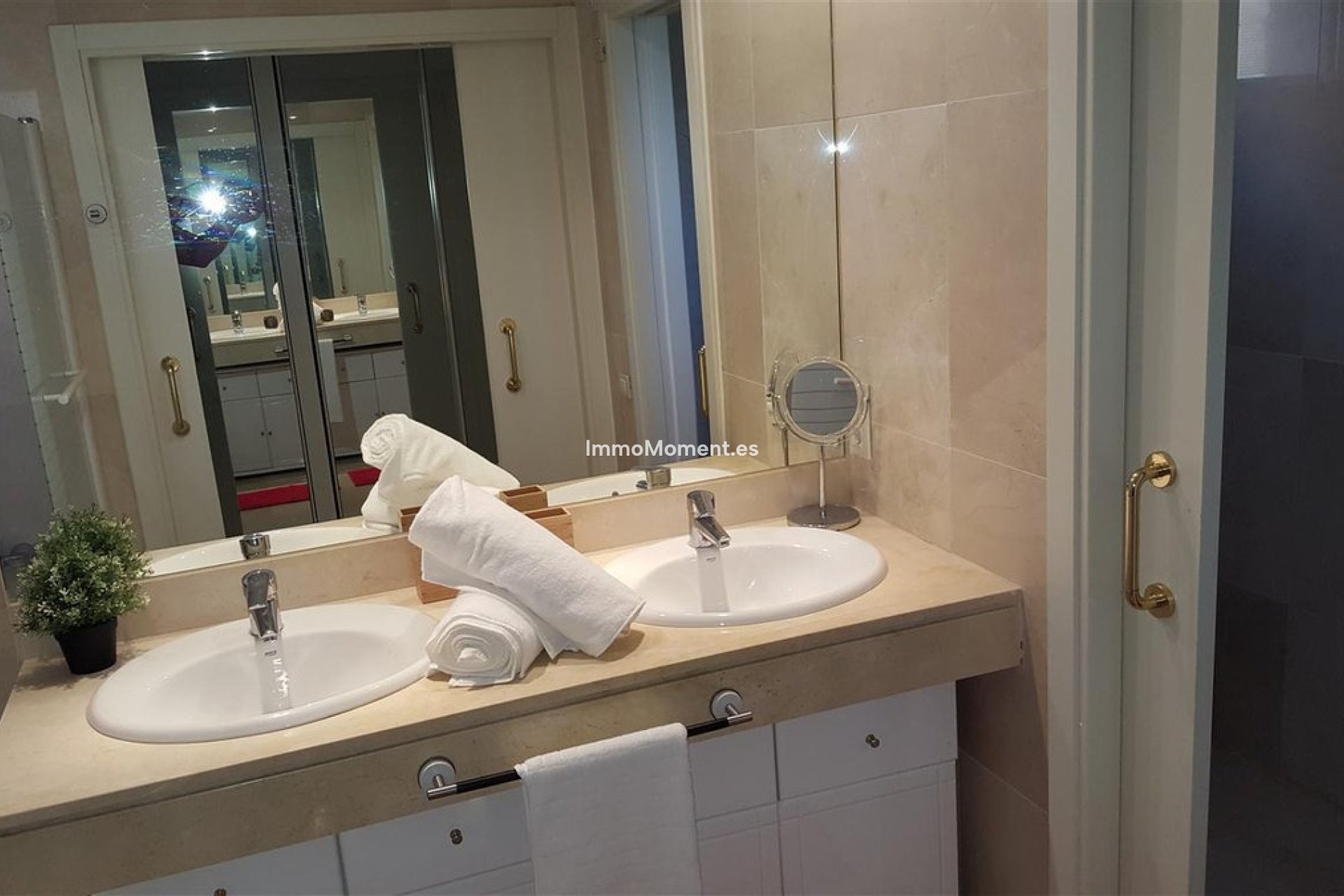 Resale - Apartment - Manilva - La Duquesa