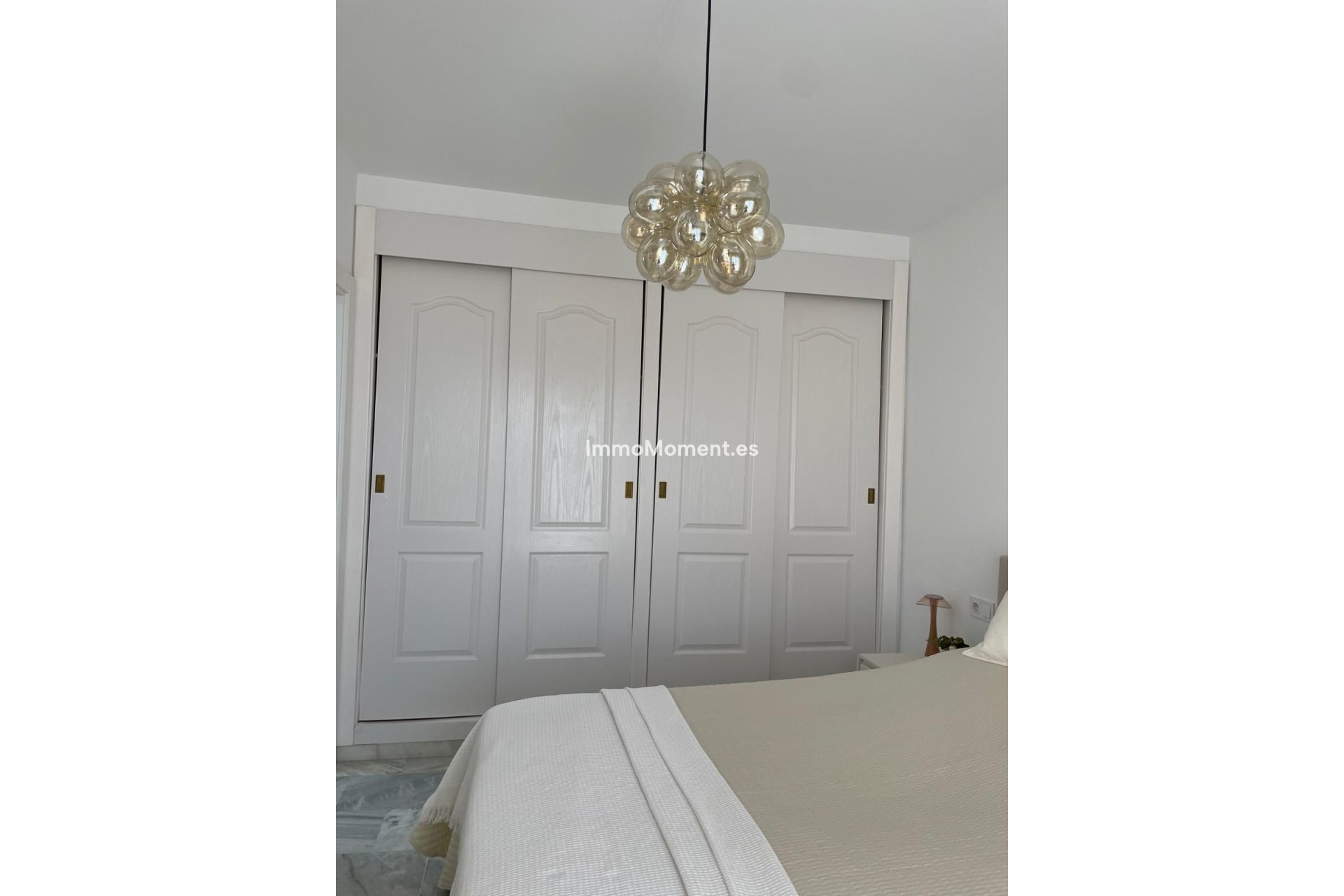 Resale - Apartment - Manilva - La Duquesa