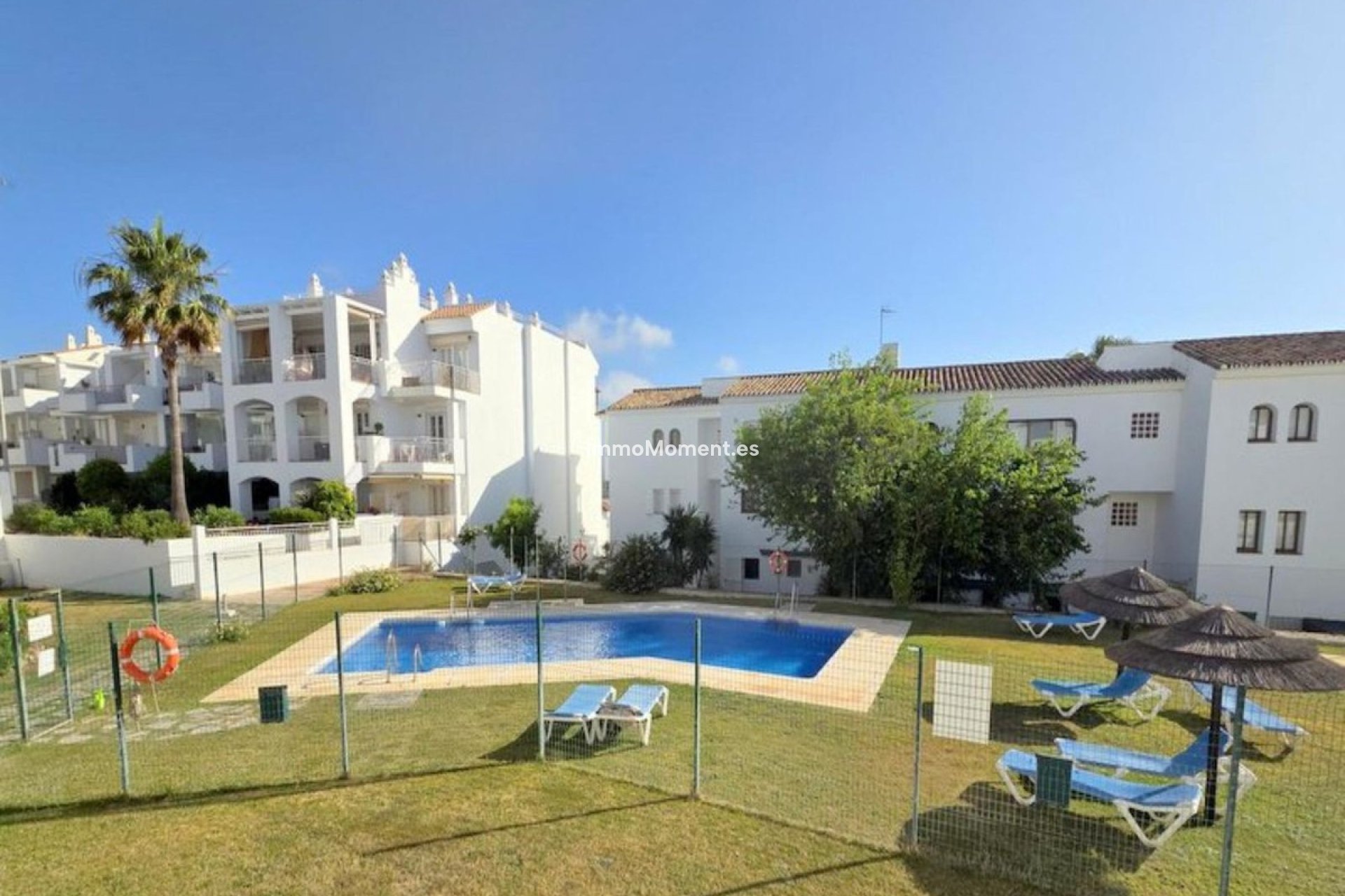 Resale - Apartment - Manilva - La Duquesa